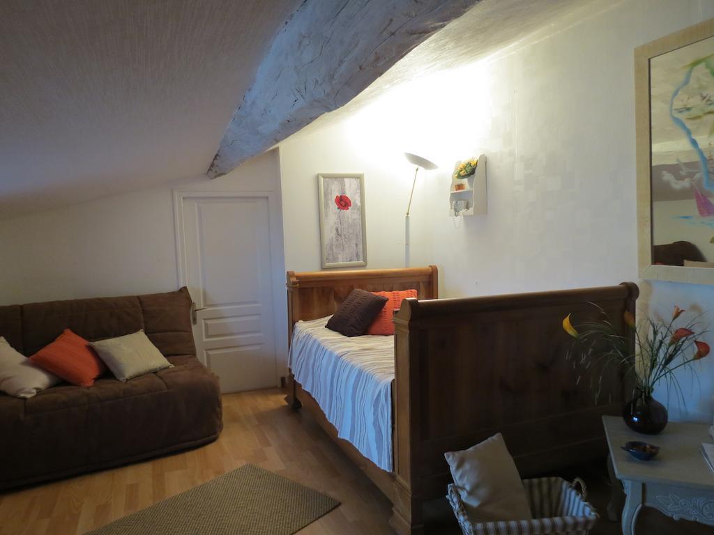 Bed and Breakfast L'Aubinoise Saint-Aubin-la-Plaine Camera foto